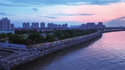 hyxw0715001_004_01_b.jpg