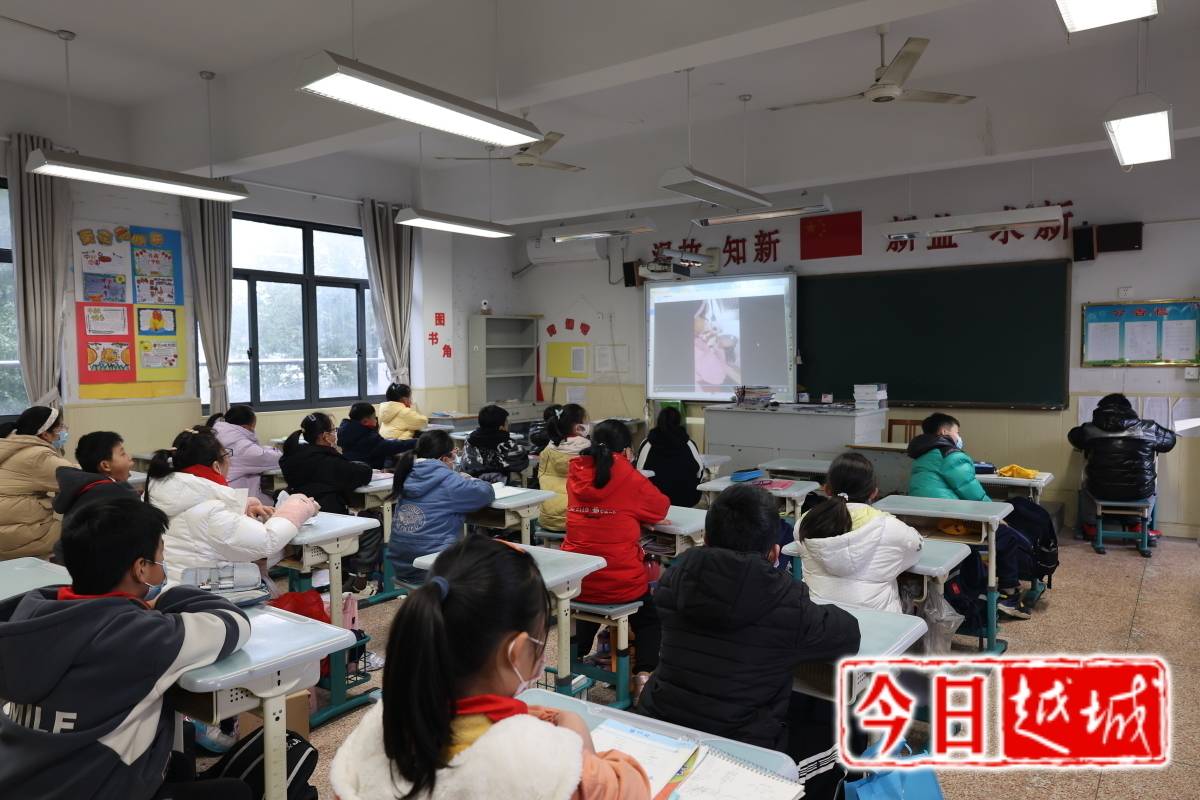 姚波.JPG