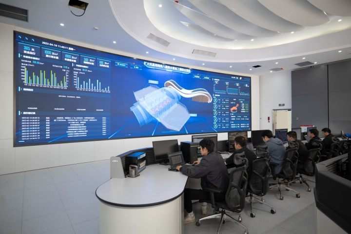杭州八堡排水泵站数字化大屏.jpg