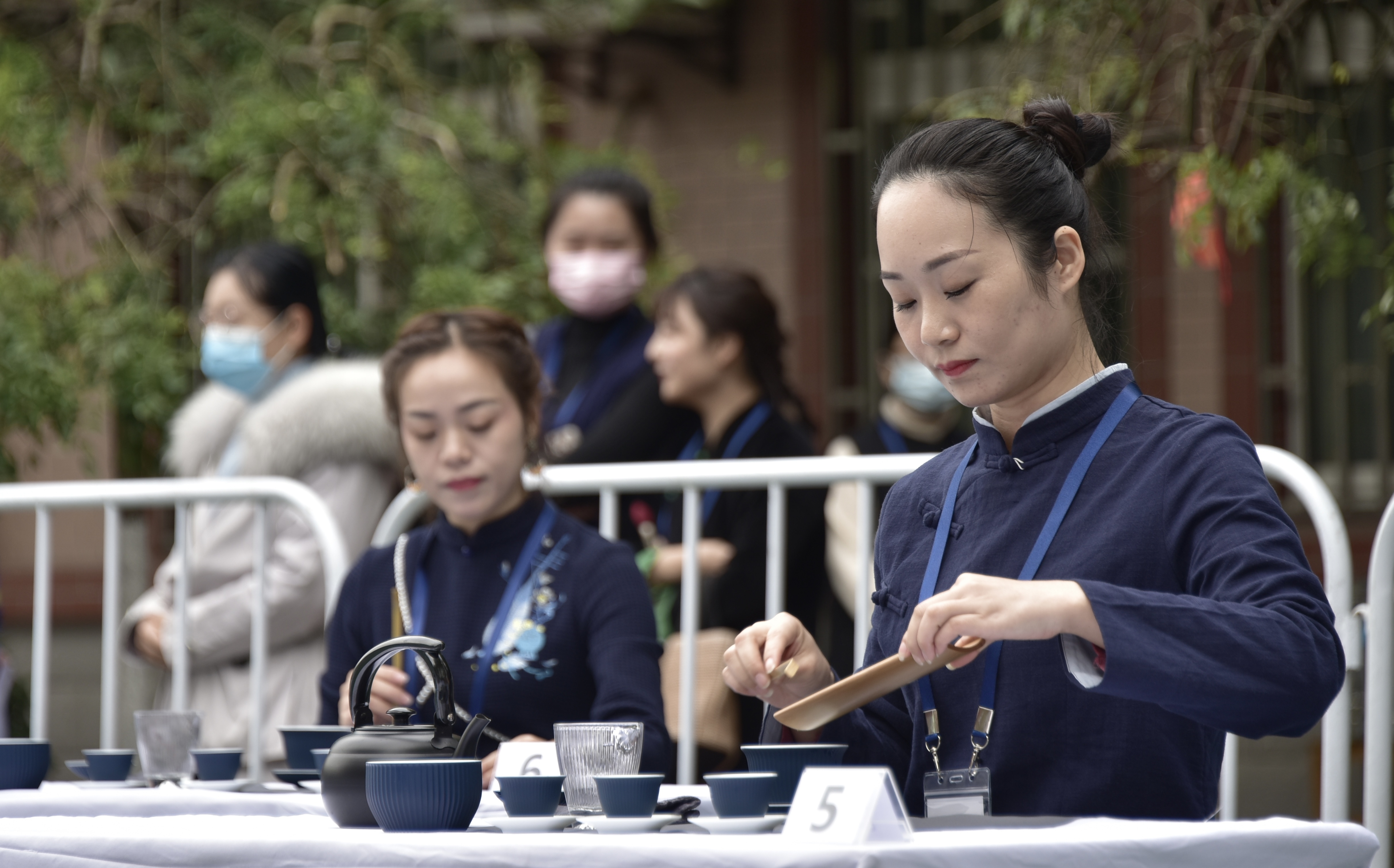 我市举行第二届凤鸣朝阳杯茶艺师职业技能竞赛