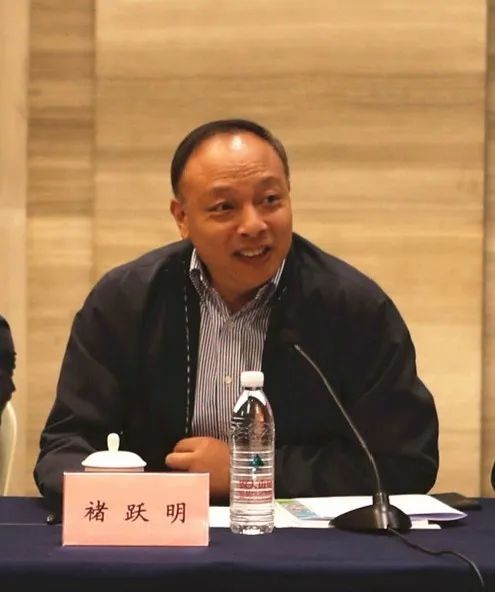 又一次面对面建言市建委连续18年召开省市人大代表政协委员座谈会