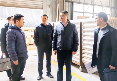 省应急管理厅厅长许小月以四不两直方式在杭州临安区督导检查节后企业