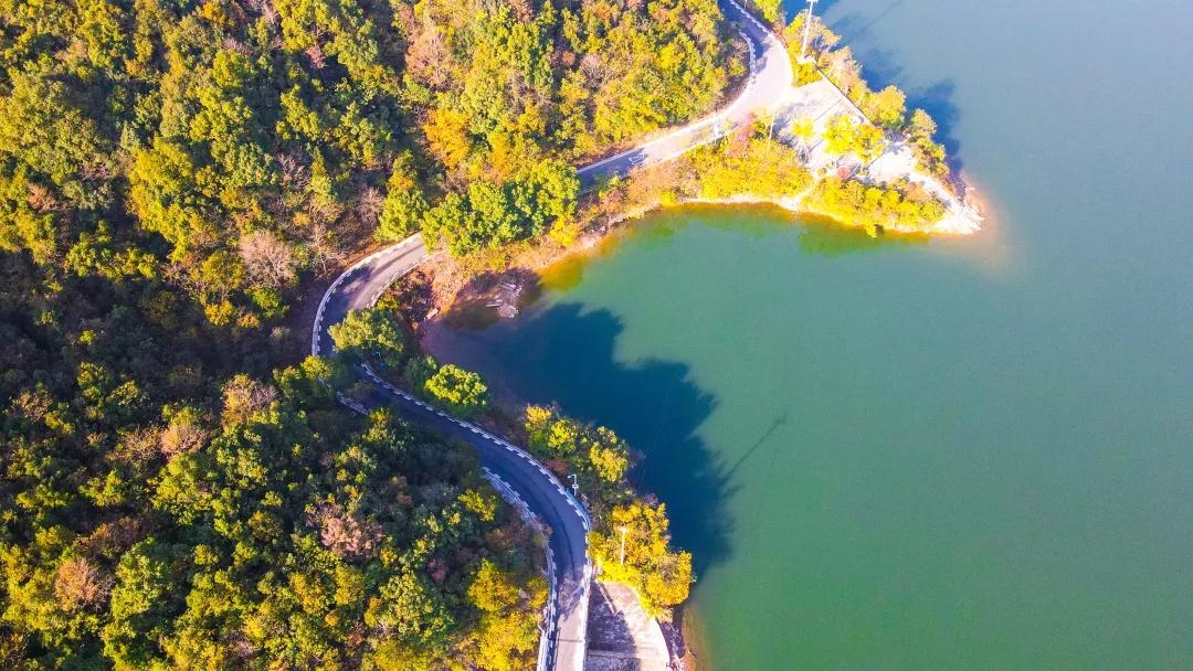 贵州松桃九龙湖风景区图片