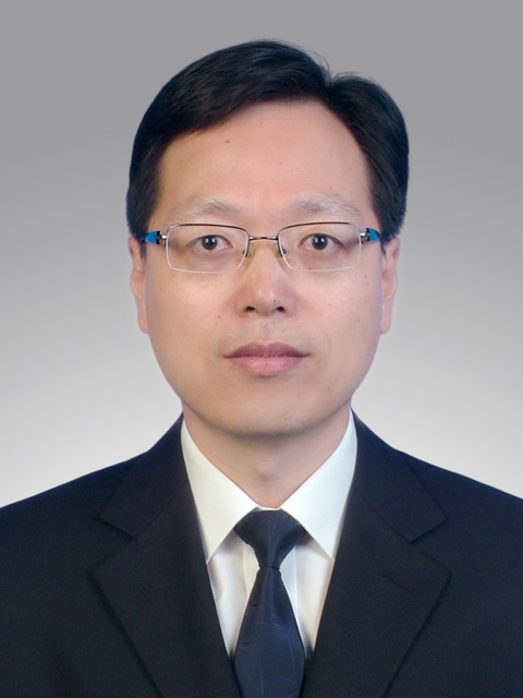 党组成员,三级调研员顾晓明协助主任负责重大课题调研等工作,分管调研