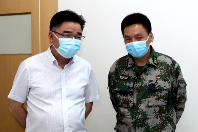 义乌市委常委常务副市长喻新贵检查指导征兵体检工作