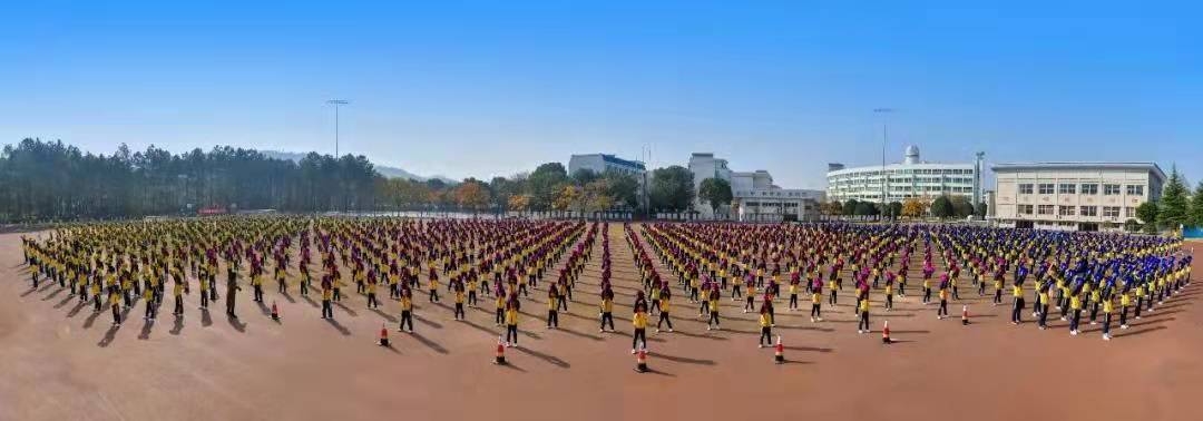 魅力课间操阳光伴我行记义乌市实验小学课间操评比活动