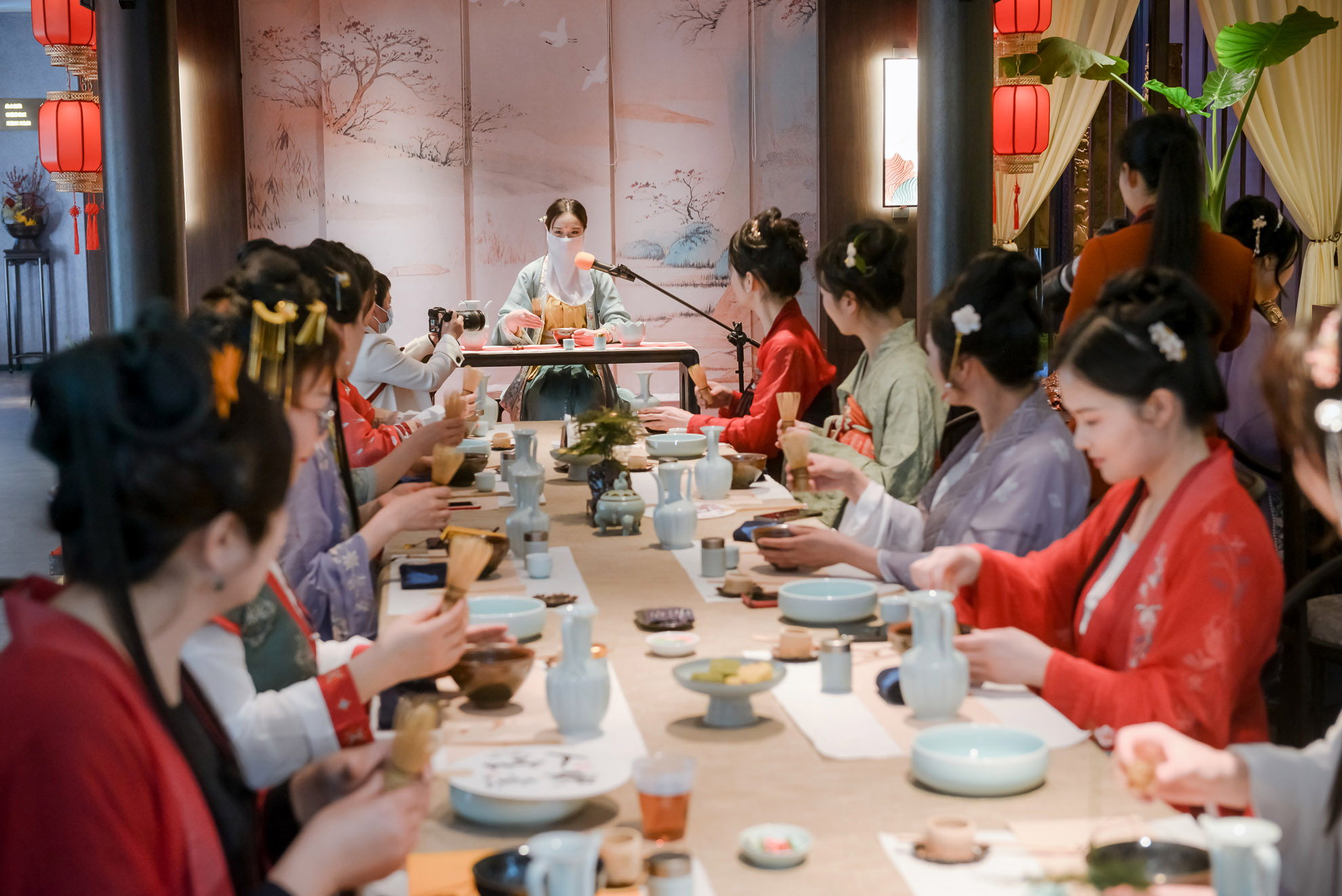 穿越到宋朝的婺州金华开发区总工会组织干部职工沉浸式体验宋韵文化