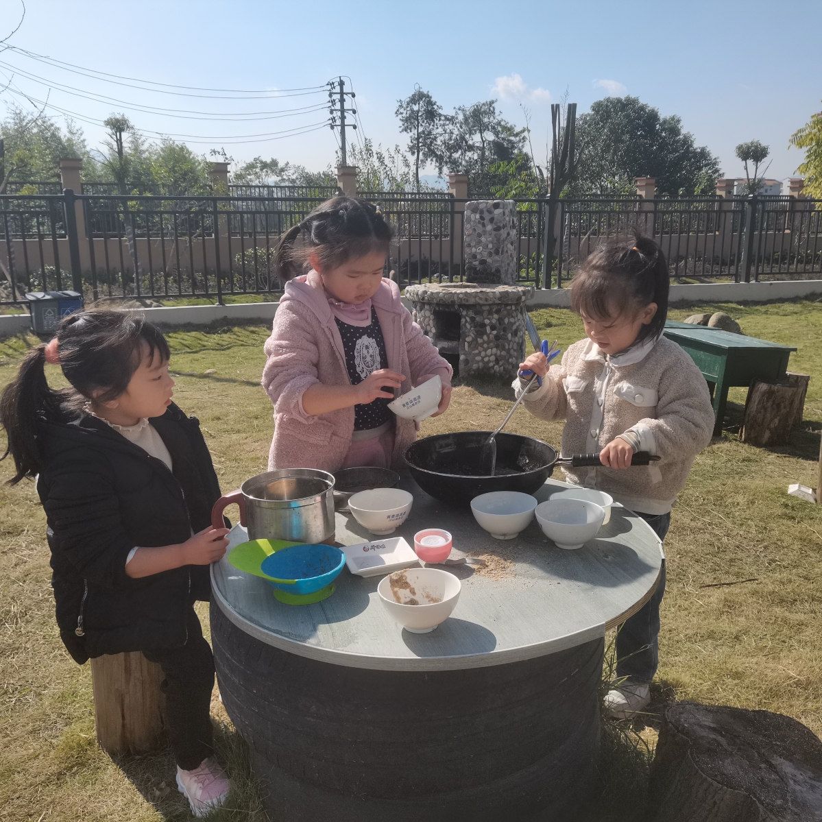 东阳市六石实验幼儿园农家乐趣无穷