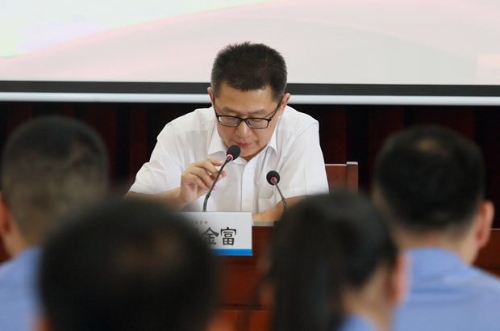 周金富要求,要深入学习领会赵国荣,冯烜同志讲话精神,确实听进去,把