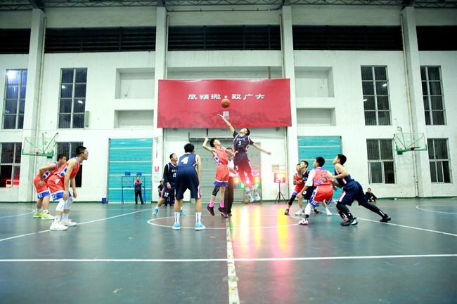 菊隆中学男女篮球队在庆元县2022年中小学生篮球比赛中喜获佳绩